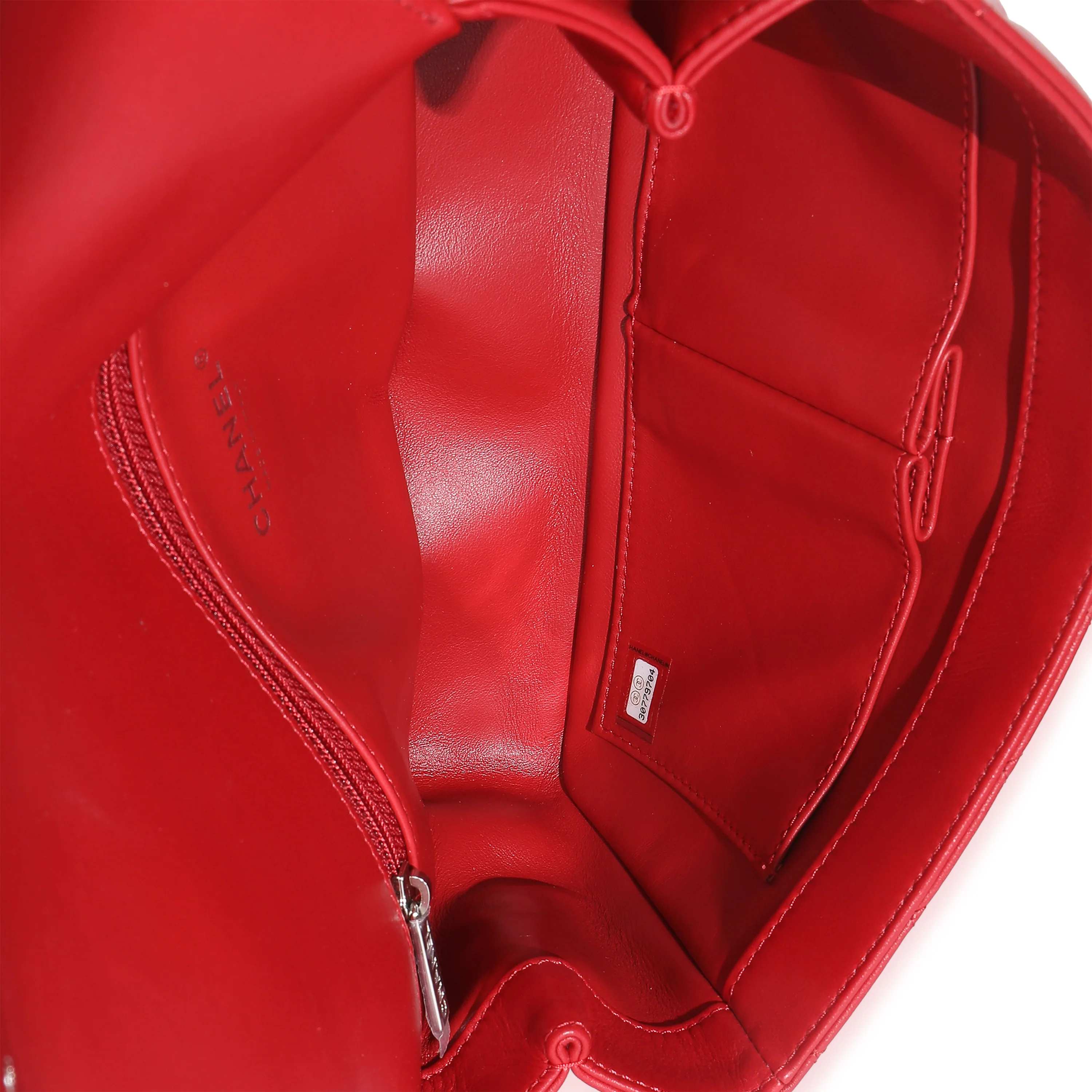 Red Quilted Calfskin Medium Incognito CC Filigree Flap Bag - Image 9
