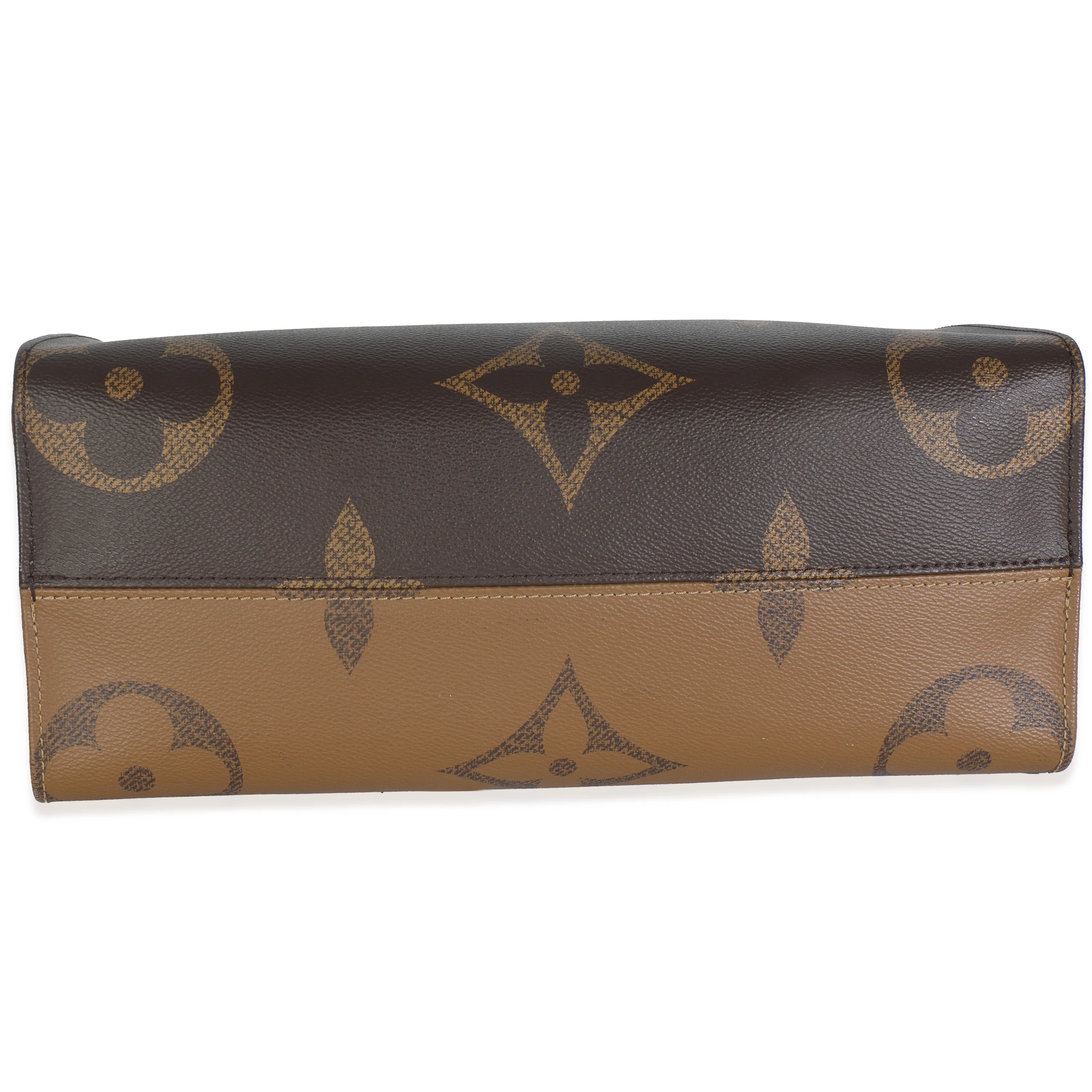 Reverse Monogram Canvas Giant Onthego MM - Image 5