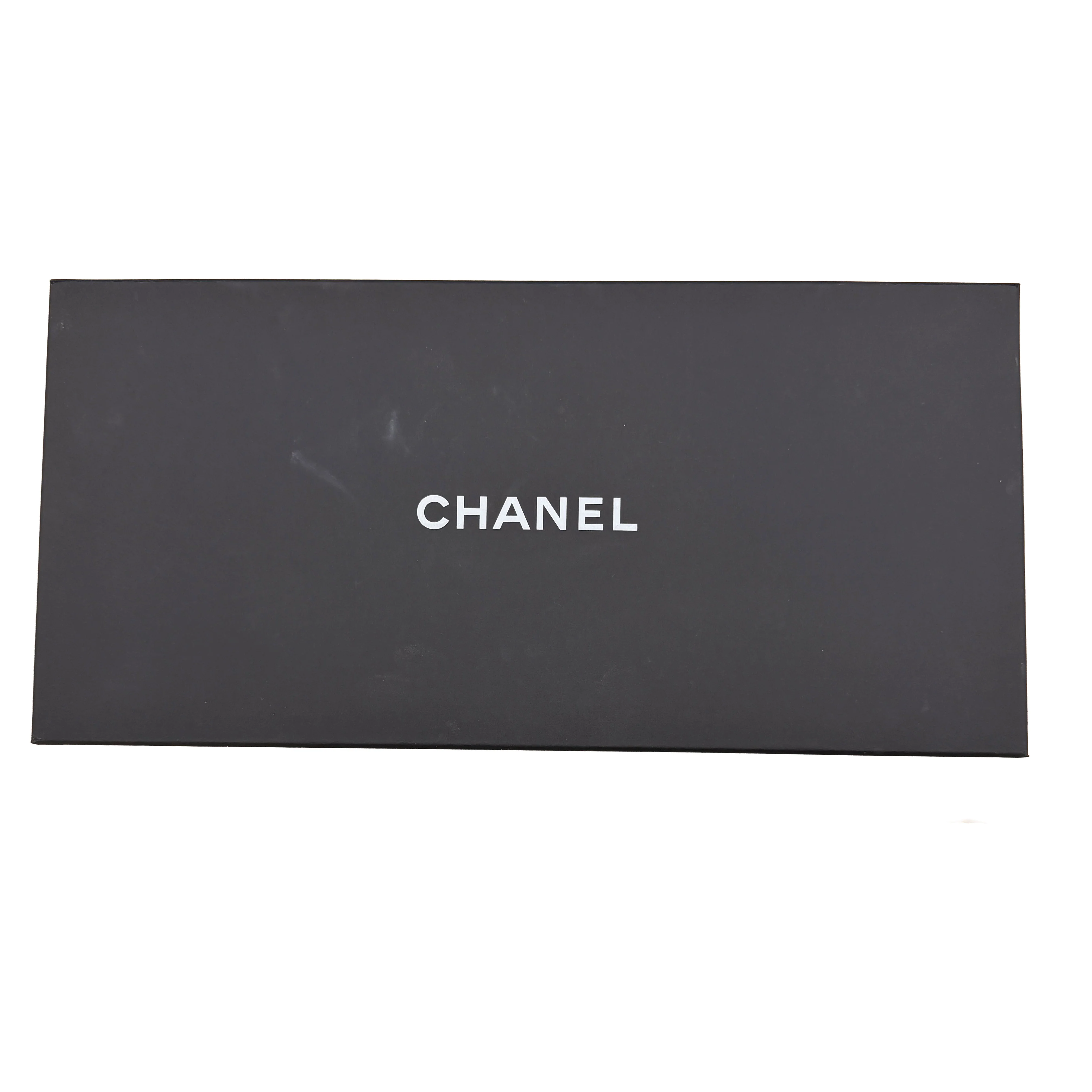 Gold-Plated 2020 Black Strass CC Station Necklace - Image 5