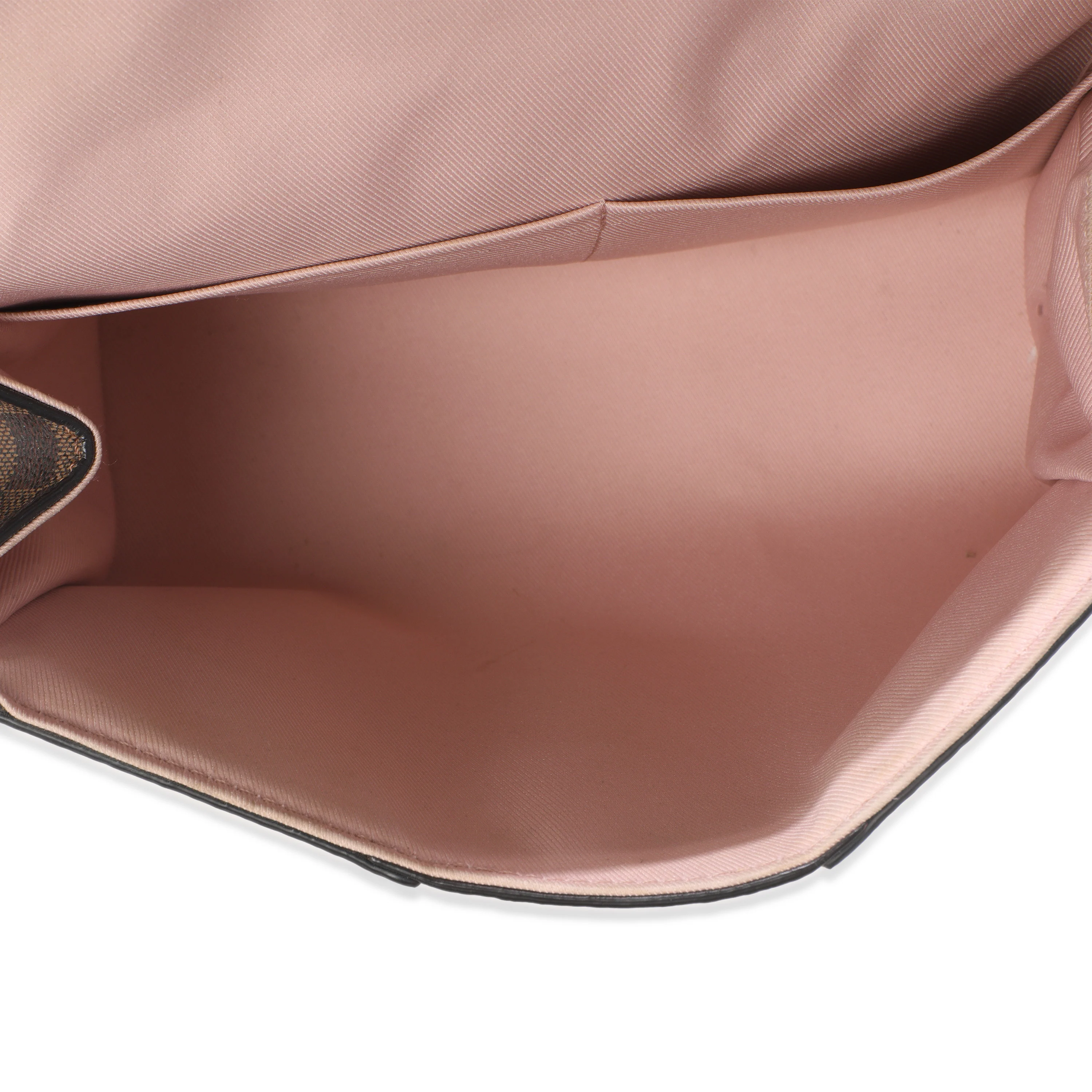 Ebene Damier and Magnolia Bond Street BB - Image 9