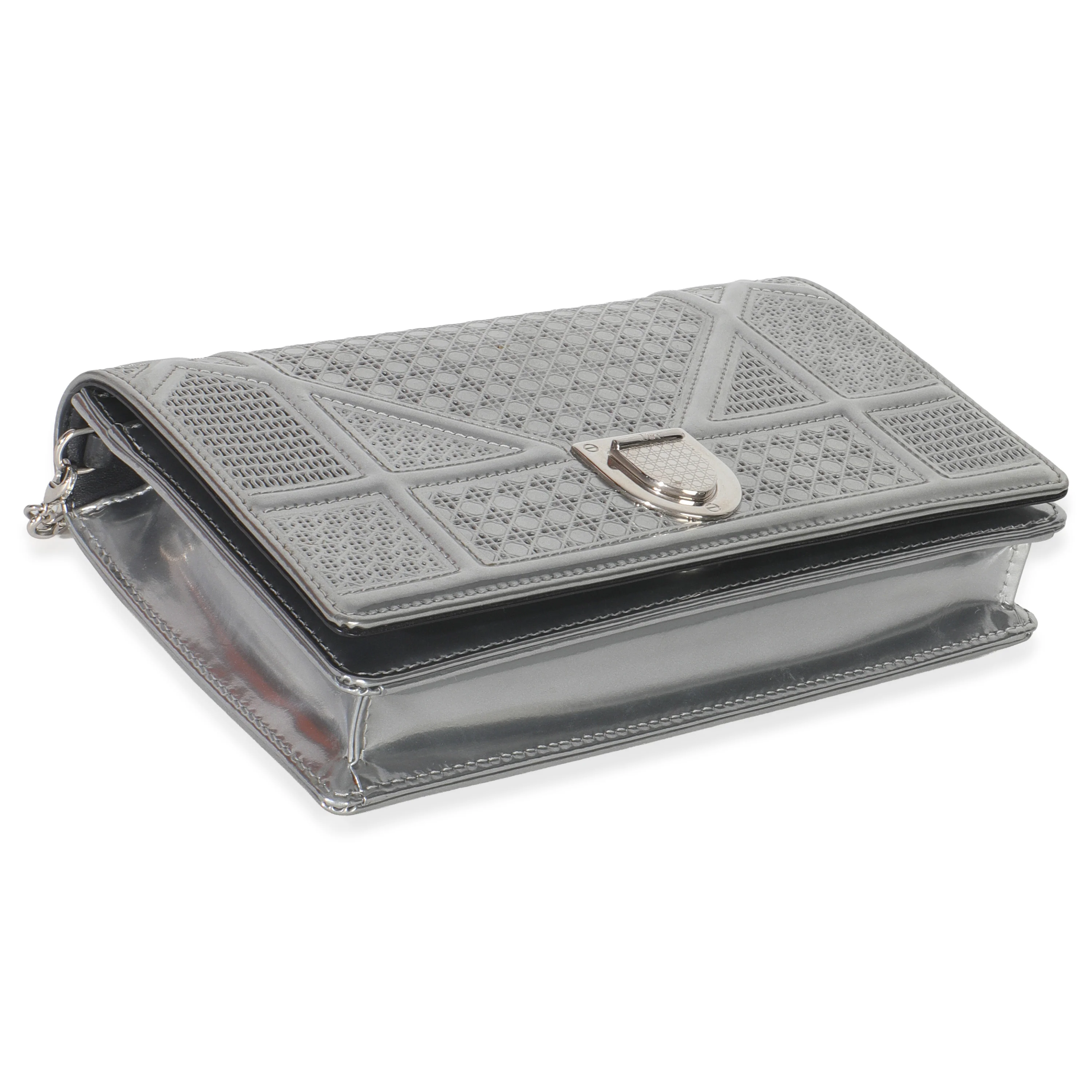 Silver Microcannage Calfskin Diorama Wallet On Chain - Image 6