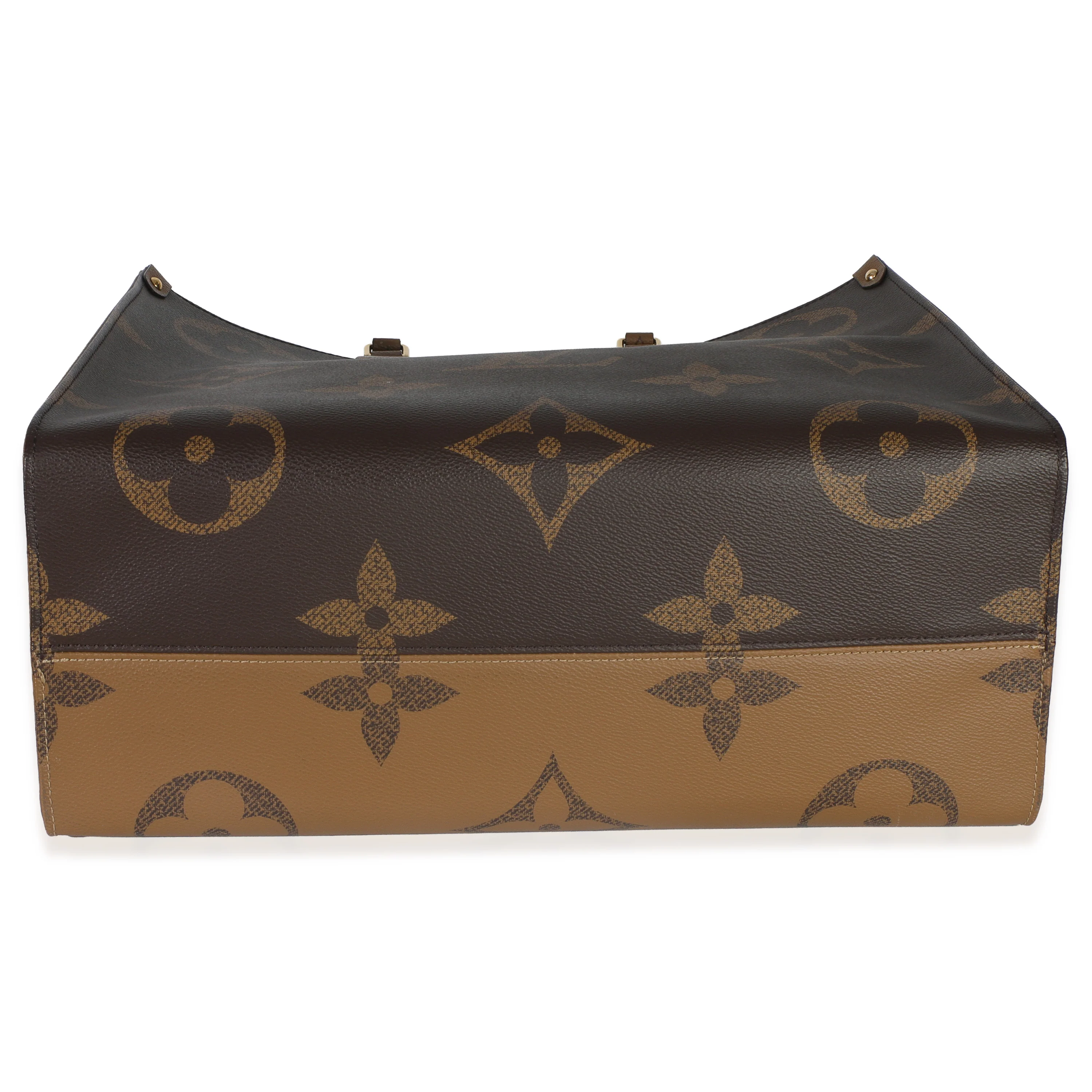 Reverse Monogram Canvas Onthego GM - Image 5