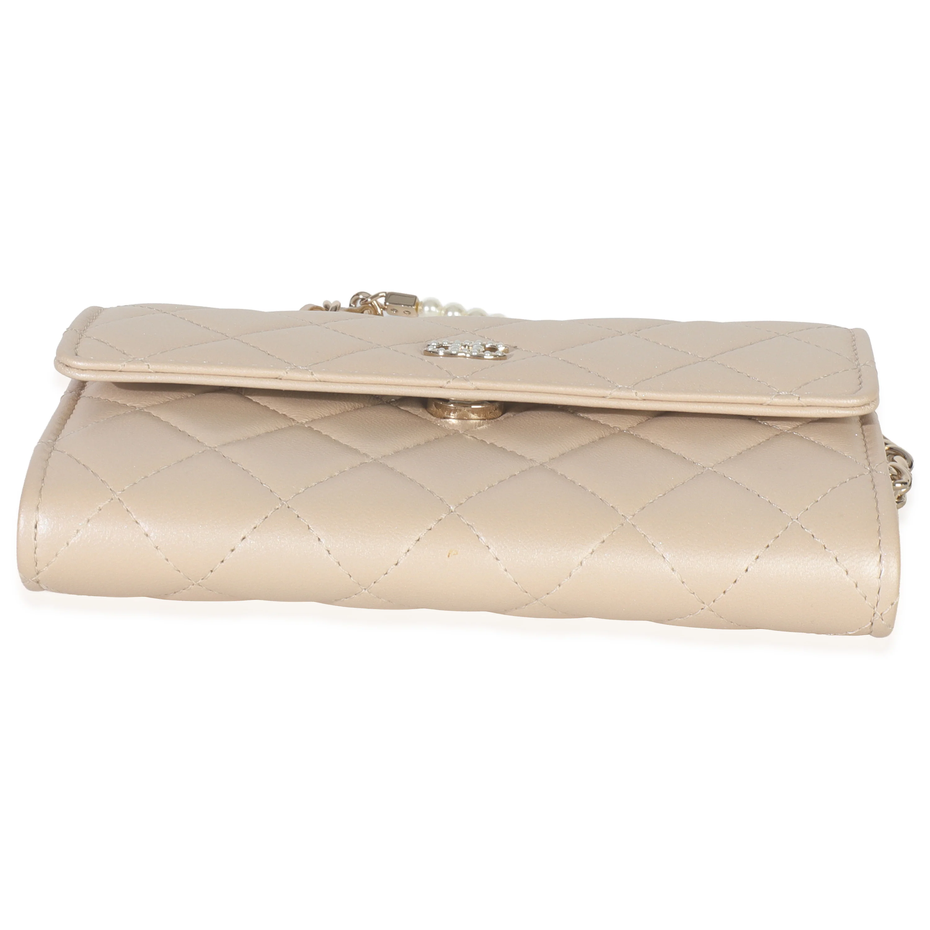 Beige Iridescent Quilted Lambskin Paris Hamburg Pearl Clutch With Chain - Image 4