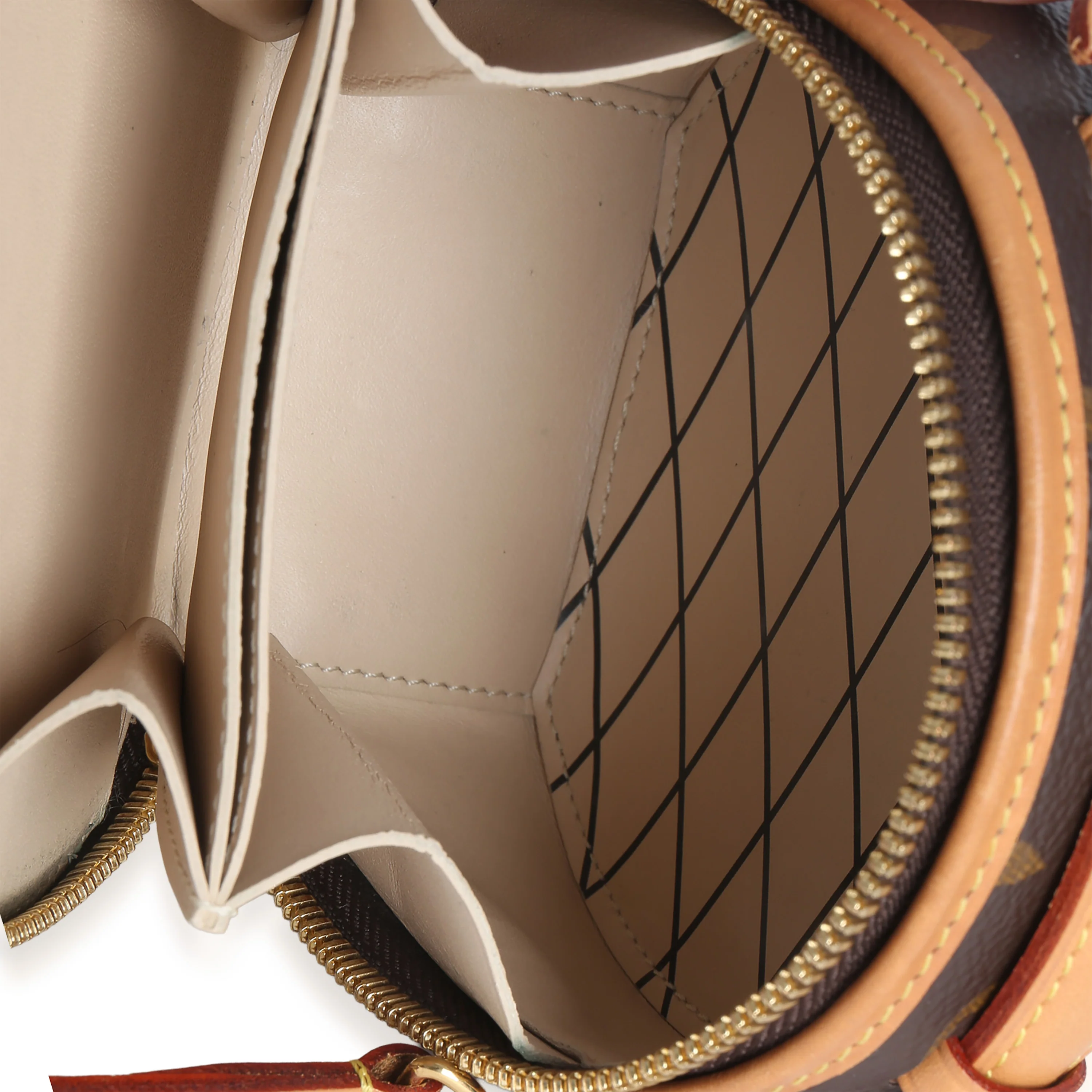 Monogram Canvas Mini Boite Chapeau - Image 8