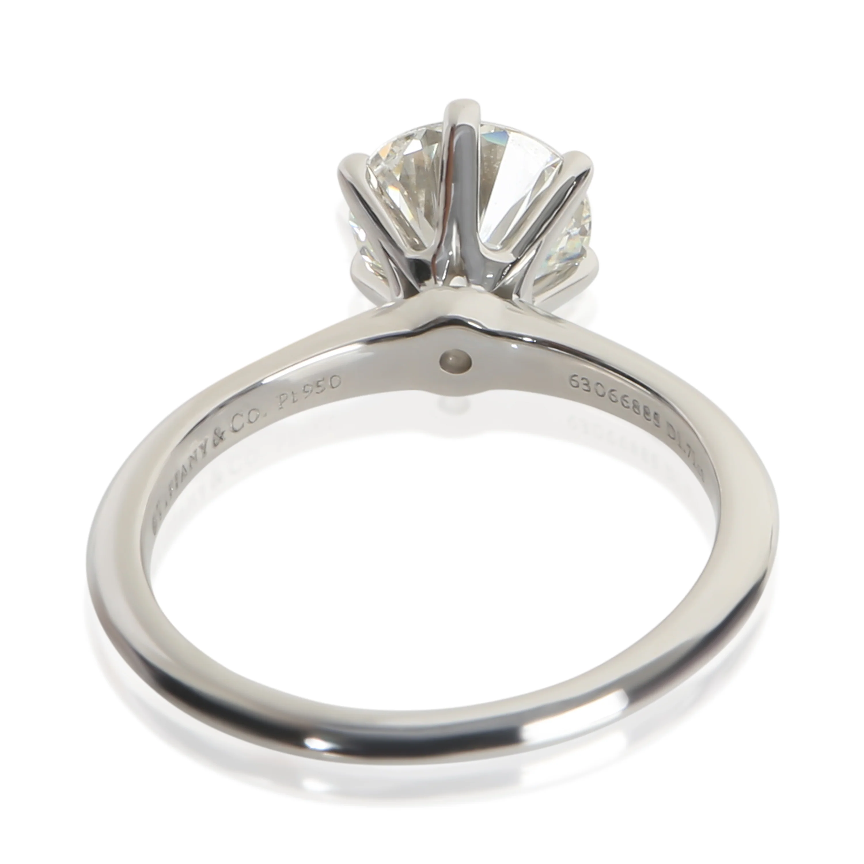 1.71 ct Round Brilliant Diamond Engagement Ring - Image 3