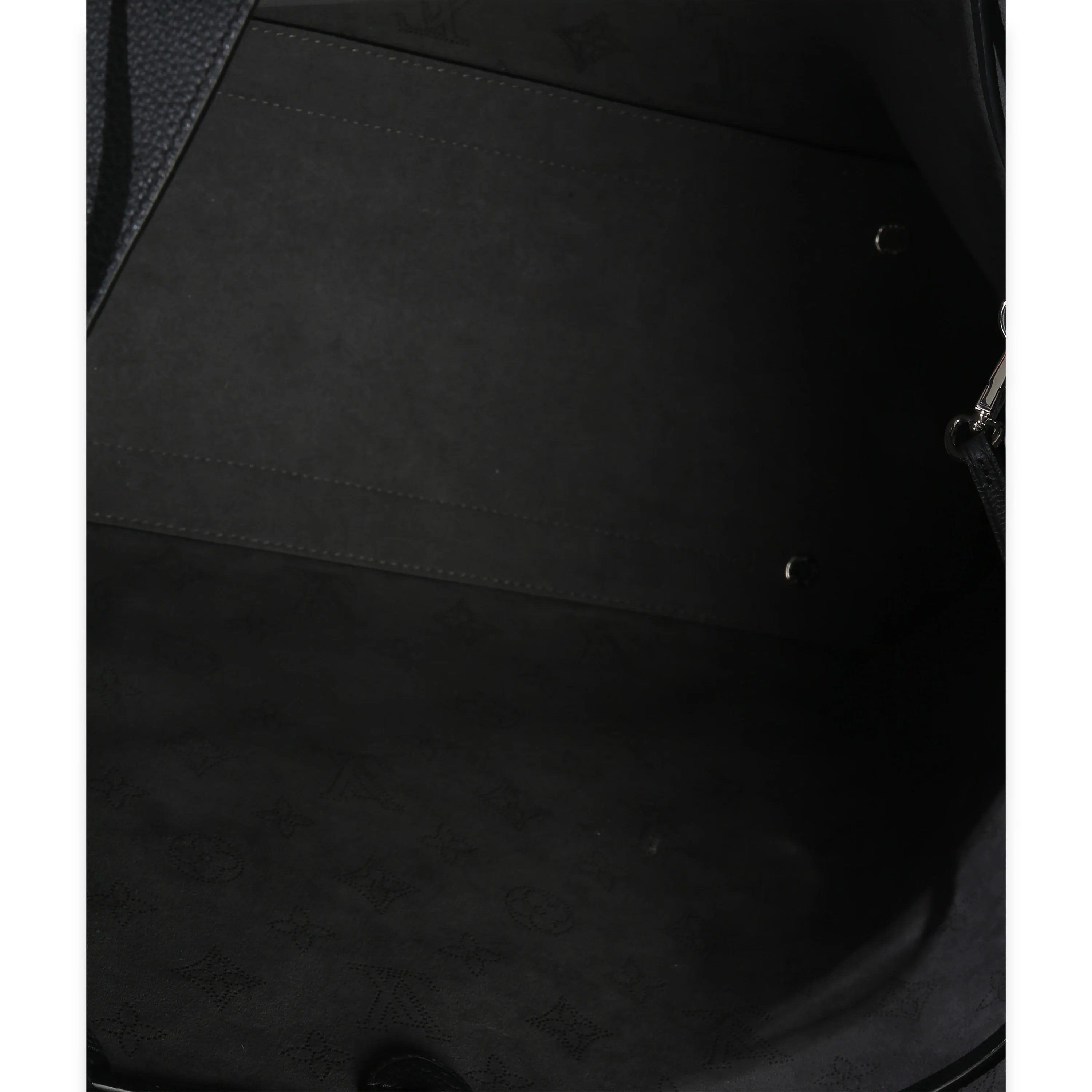 Black Monogram Mahina Boundless - Image 8