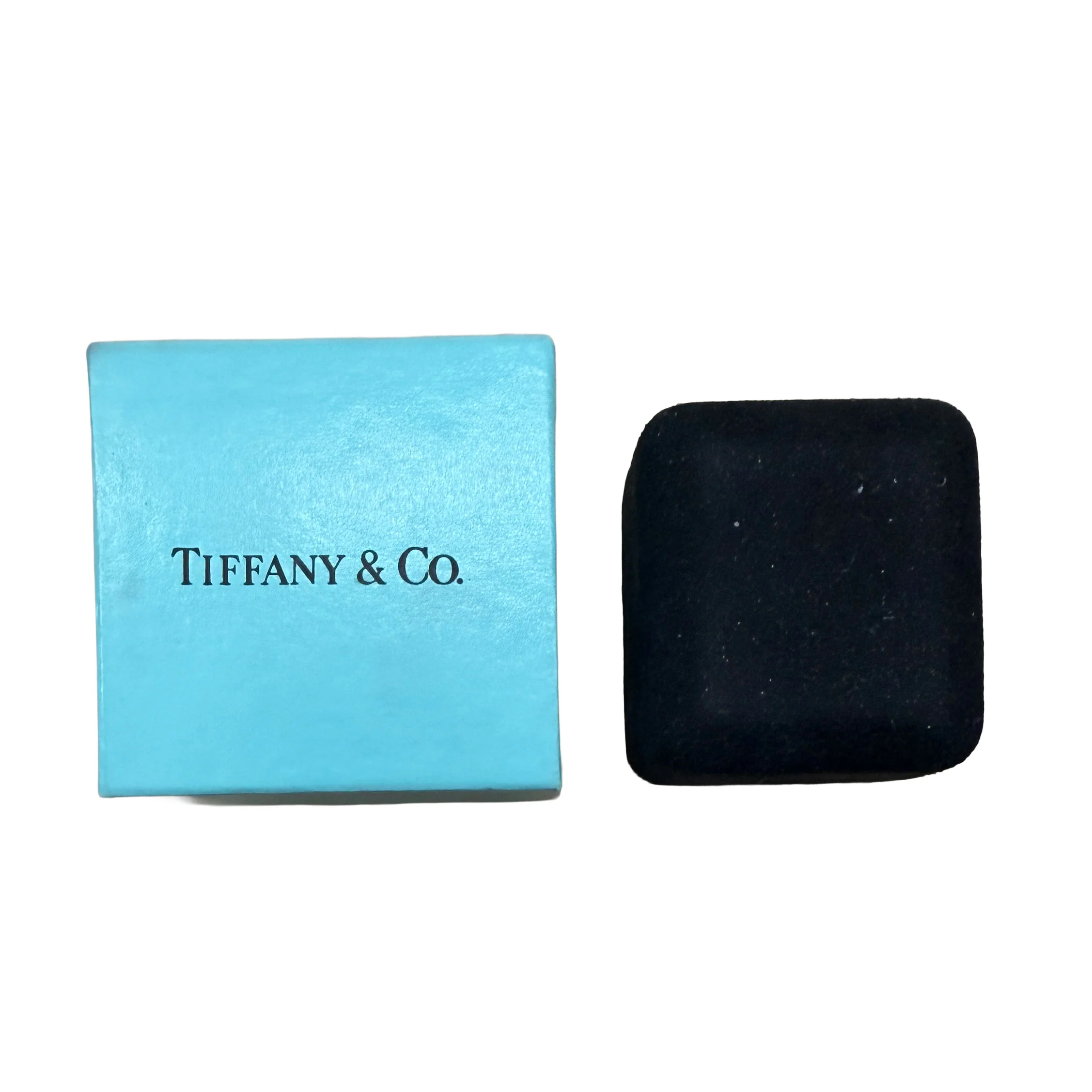 Platinum 2mm Milgrain Band - Image 5