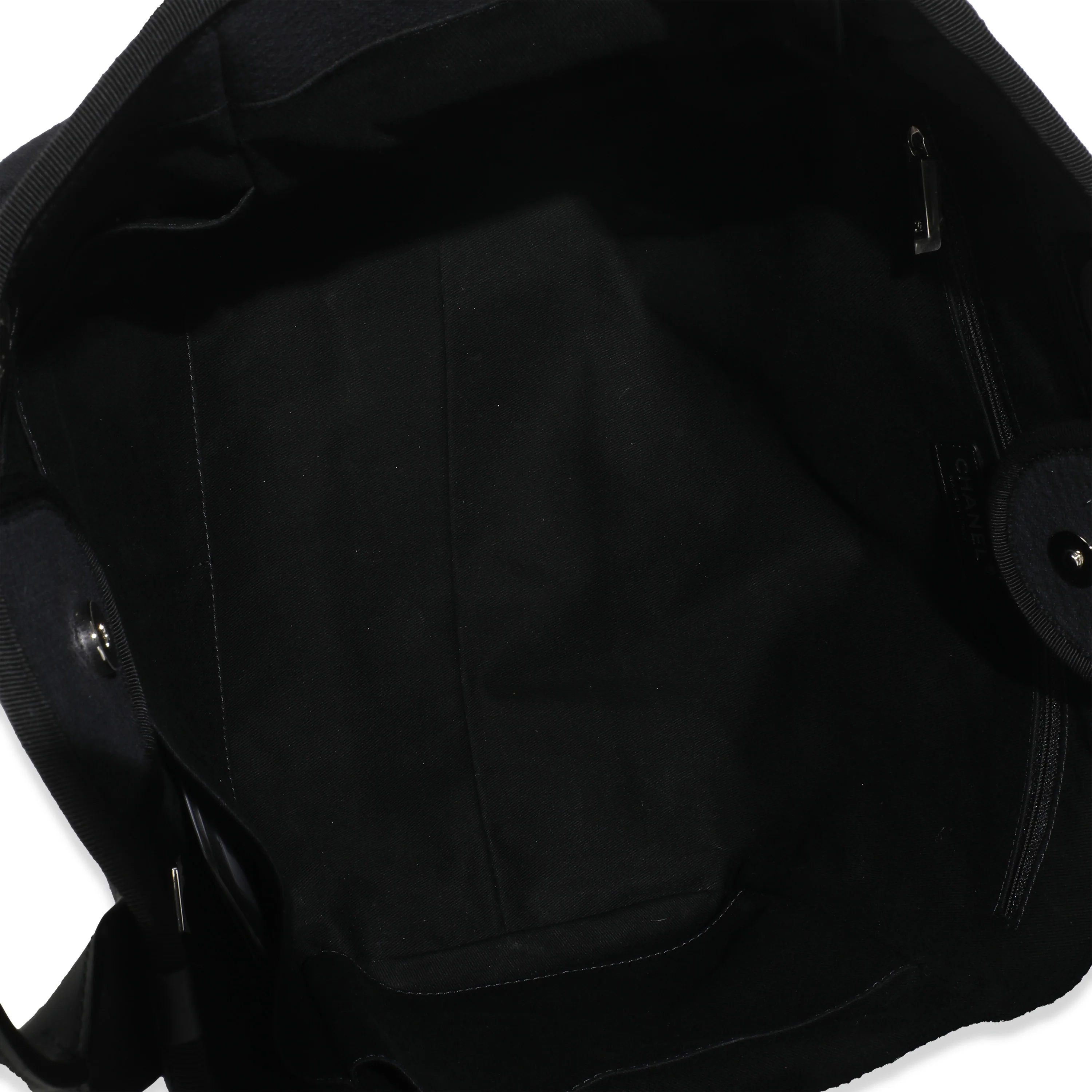 Black Mixed Fibers Large Deauville Tote - Image 9