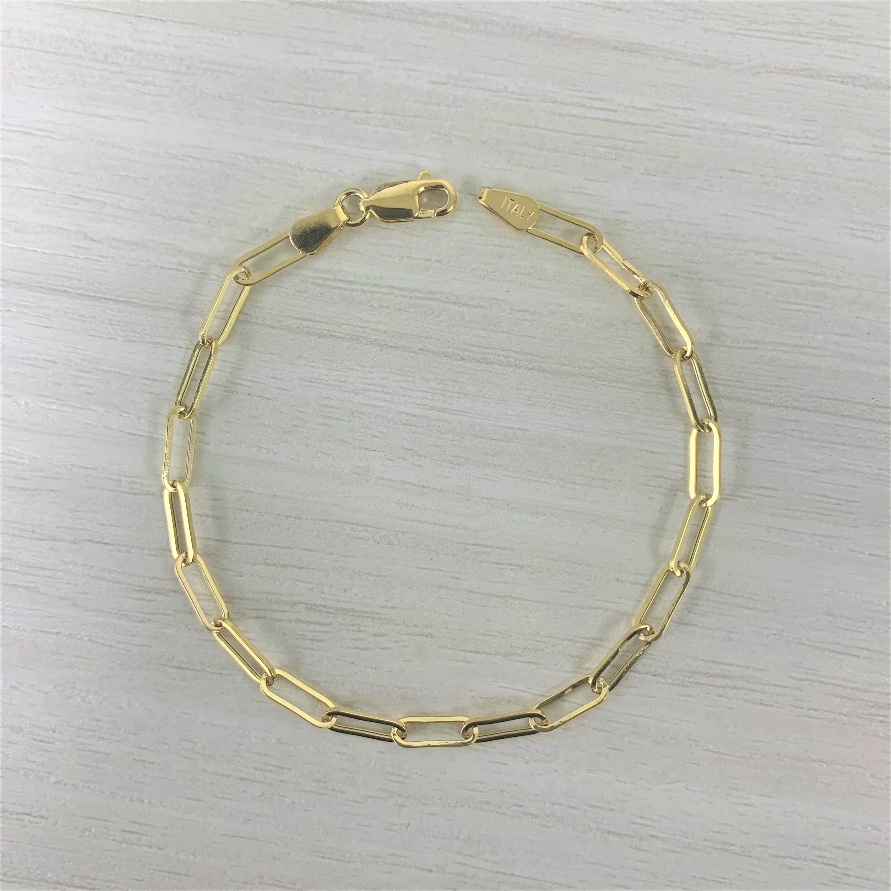 Paperclip Link Bracelet in 14K Yellow Gold - Image 2