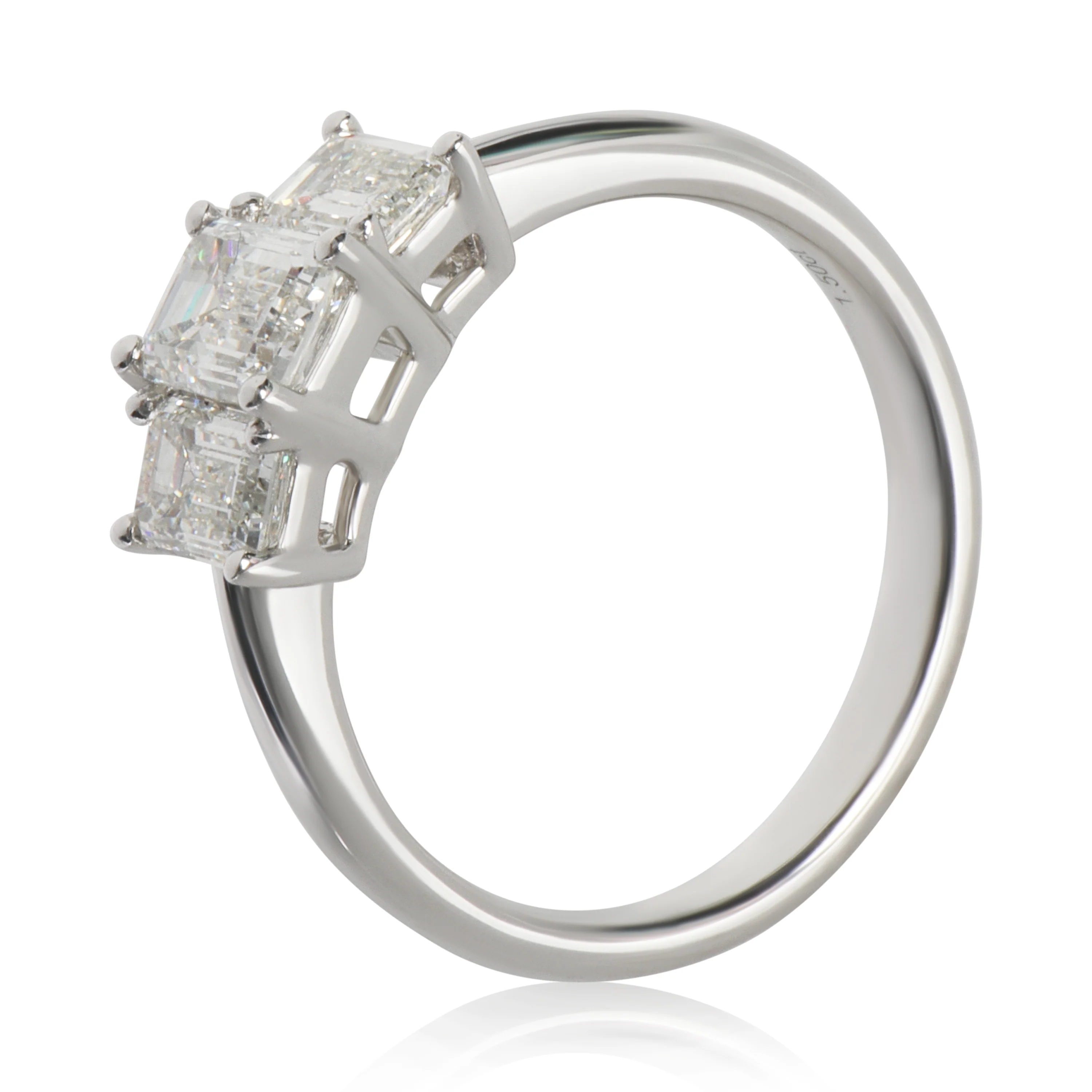 0.7 ct Emerald Diamond Engagement Ring - Image 6