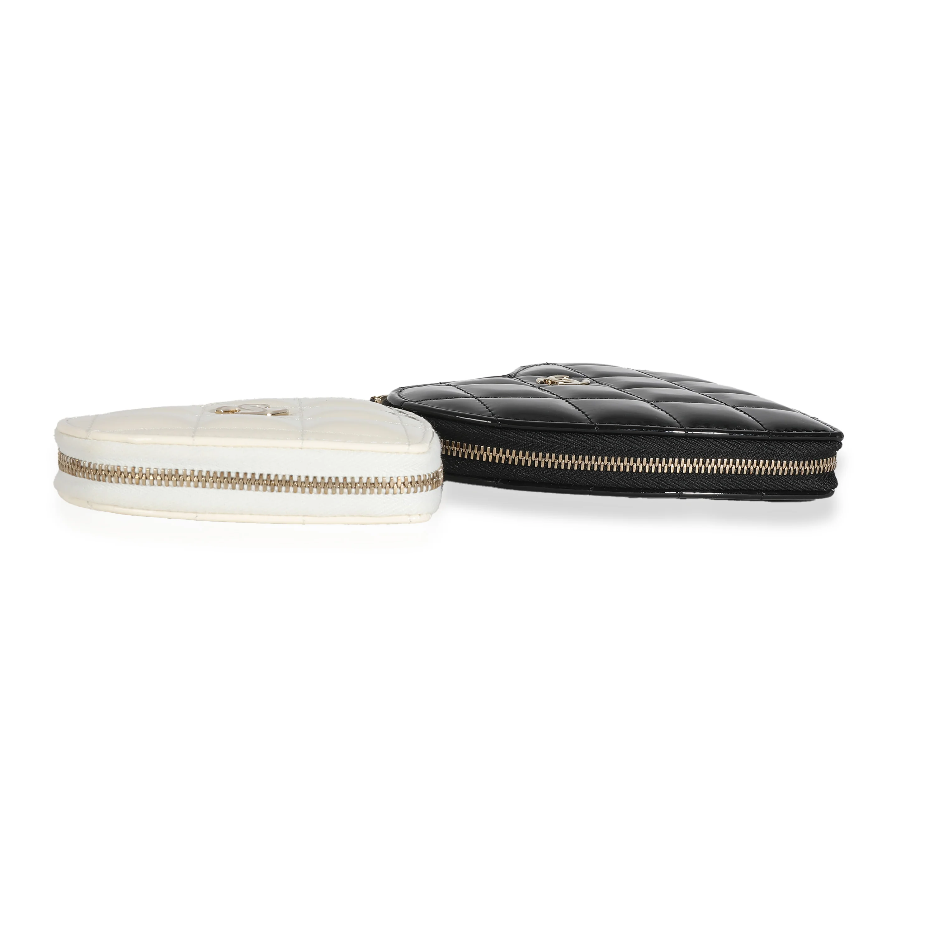 Black White Quilted Patent Heart Clutch With Chain - Image 7